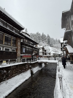 ��R����̂��X