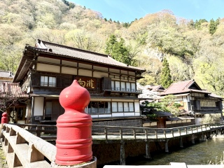 ���R����